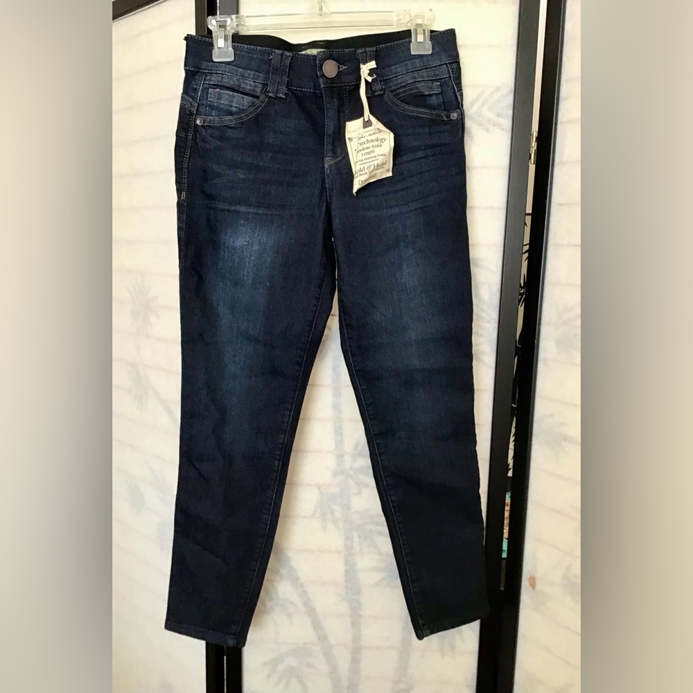 Democracy brand dark skinny jeans